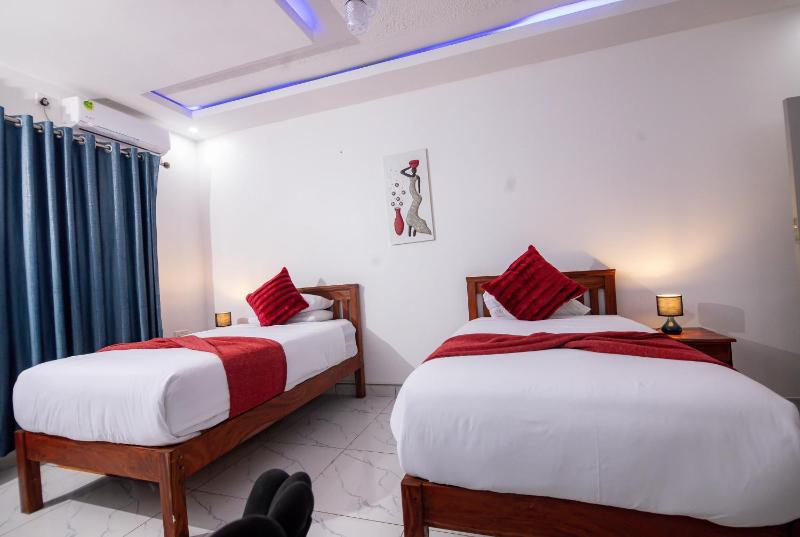 Amakhosi Hotel - image 13