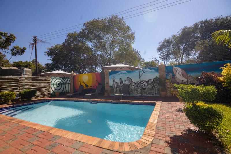 Amakhosi Hotel - image 2