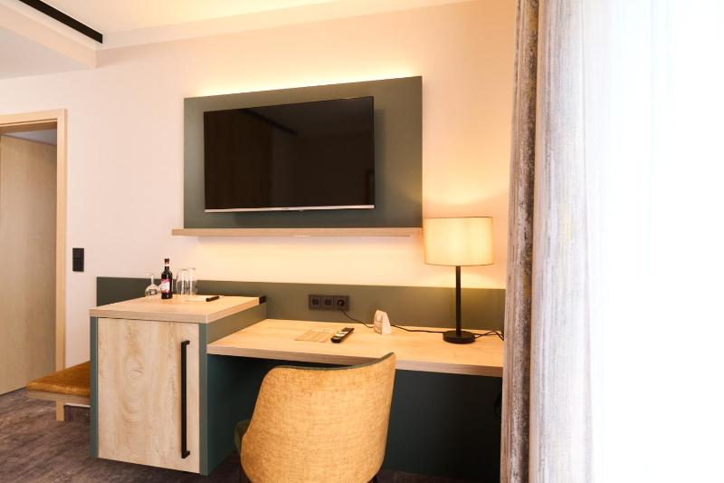 Superior Double Room image 2