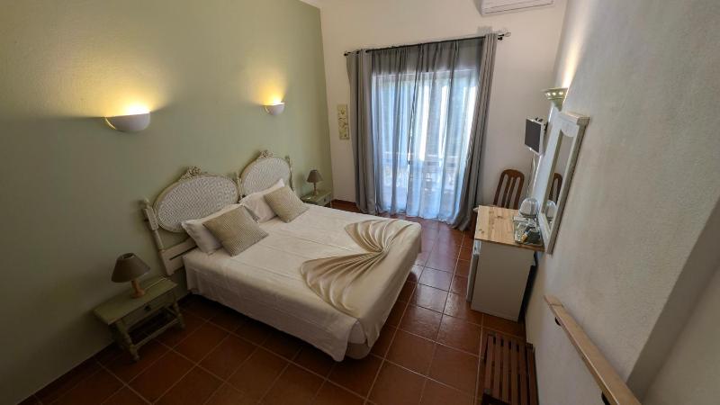 Double Room with Countryside View image 1