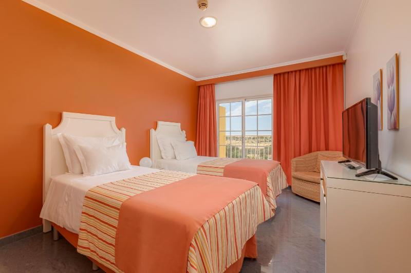 Superior Two-Bedroom Apartment image 4