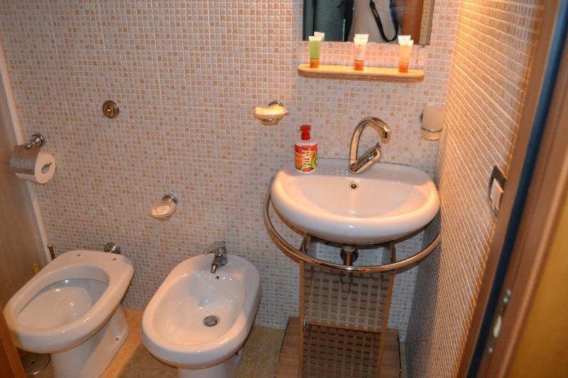 Holiday Home casa vacanze - image 17