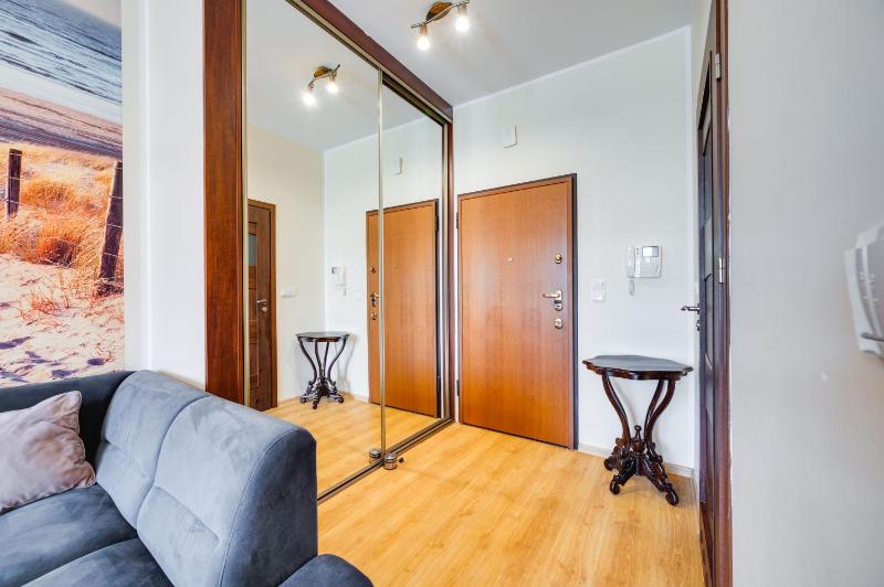 Almond - Neptun Park Jelitkowo by OneApartments - image 2