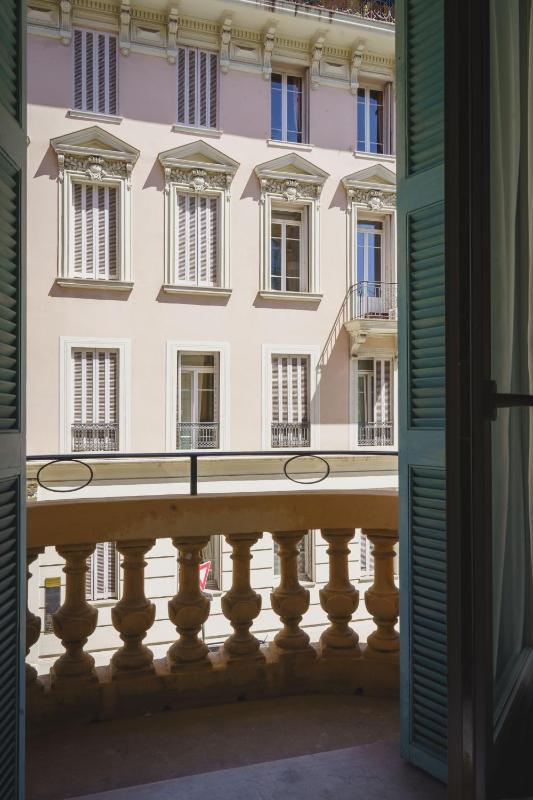 Standard Double Room with Bath and Balcony image 2