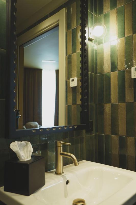 Standard Double Room with Shower image 2