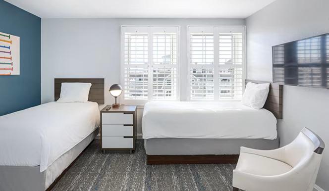 Two-Bedroom Suite image 3