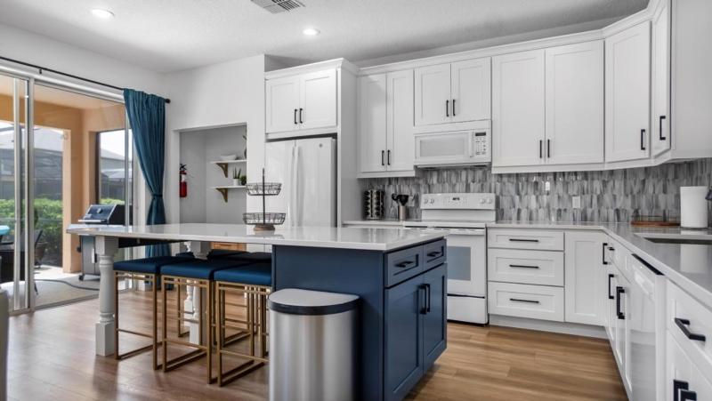 Lovely 7 Bed Pool Home with Game Room-8510PHD - image 14