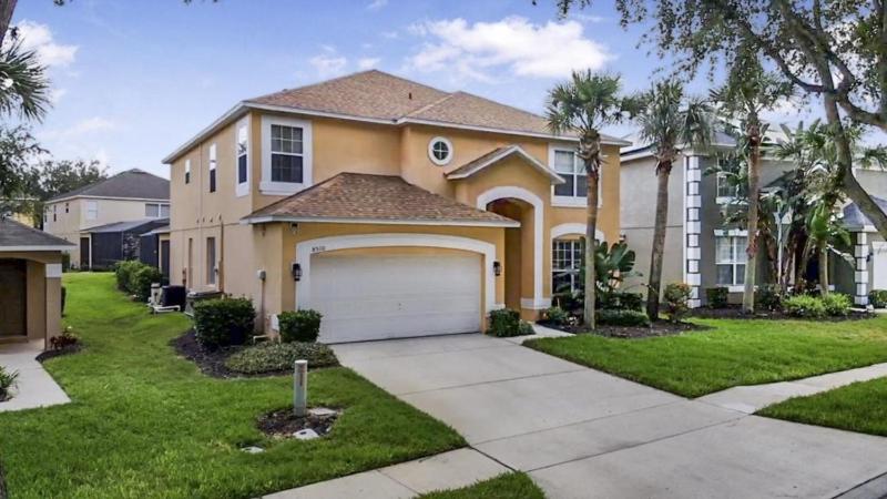 Lovely 7 Bed Pool Home with Game Room-8510PHD - image 28