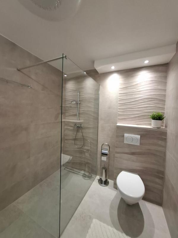 One-Bedroom Apartment with Terrace image 2