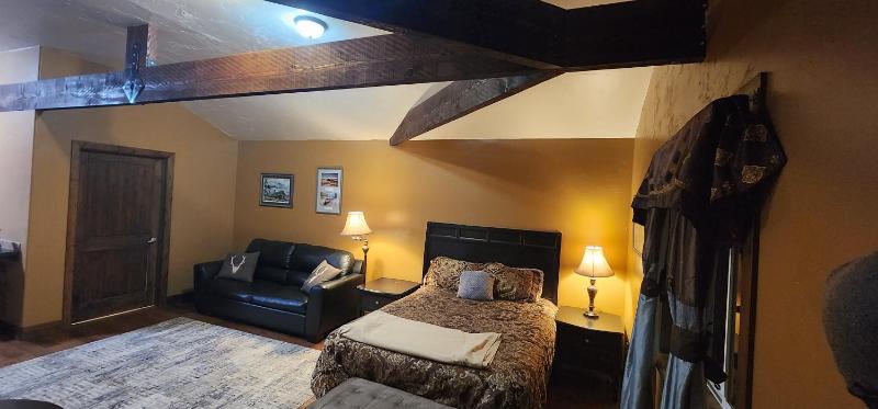 One-Bedroom Chalet image 1