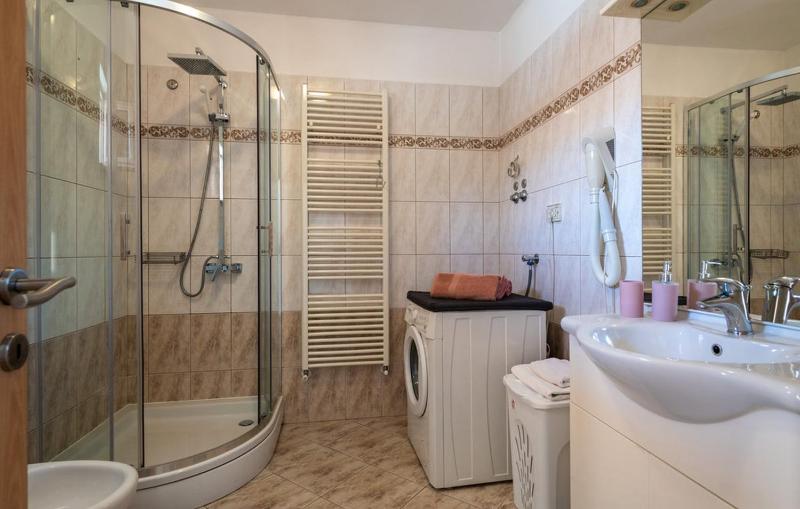 Villa Zelena Oaza - image 47