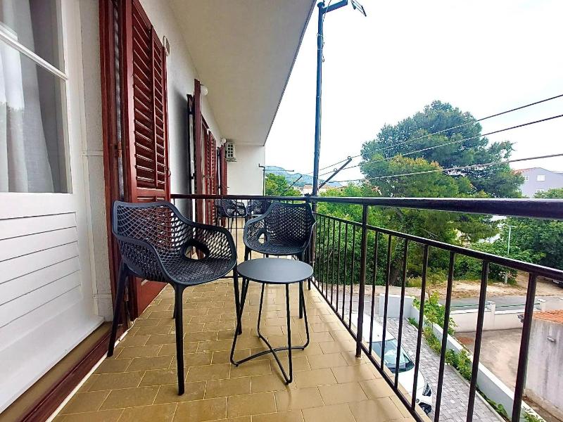 Apartments by the sea Makarska - 6717 - image 7