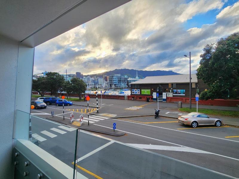 U Suites on Oriental Parade - image 11