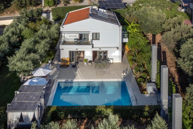 Sunlight Breeze Villa - image 3