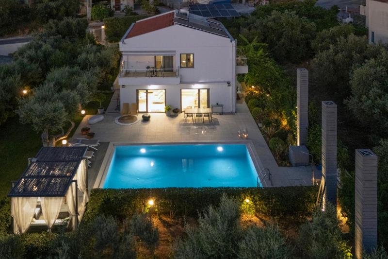 Sunlight Breeze Villa - image 24