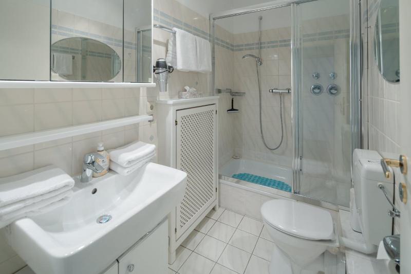 Friedrichstr 36 Whg 2 - image 3