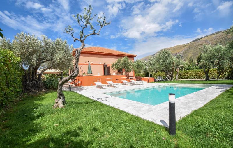 Beautiful Home In Castellammare Del Golf - image 15
