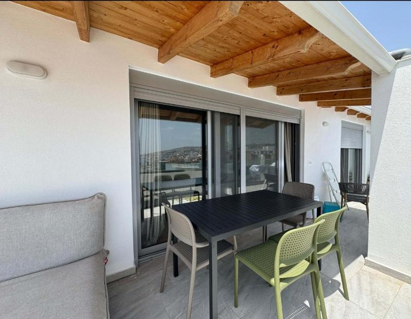 Elite Sea View Jacuzzi Penthouses - image 11