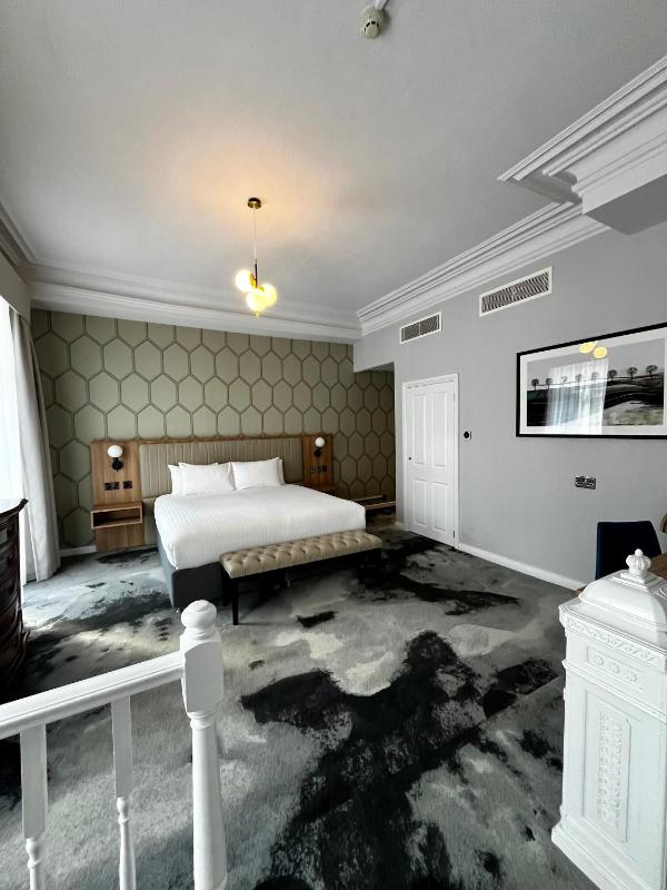 King Suite image 4