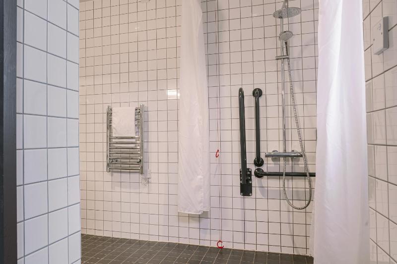 King Room - Disability Access image 2