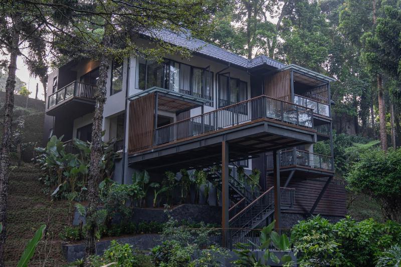 Plataran Puncak Residences - image 7