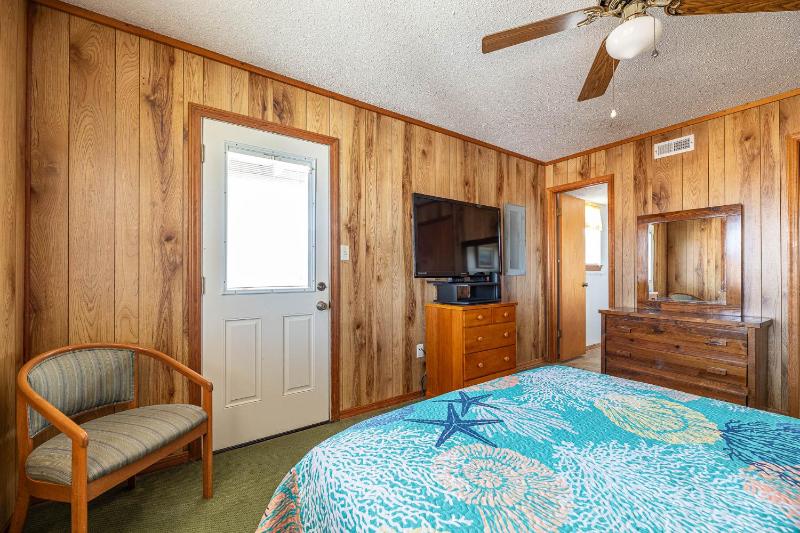 Byrd's Nest - KDH MP 6 Ocean Views 200 Yards to the Beach - image 33