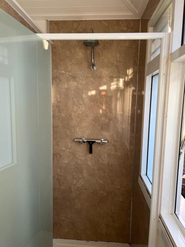 Bed in 5-Bed Female Dormitory Room with Private Bathroom image 3