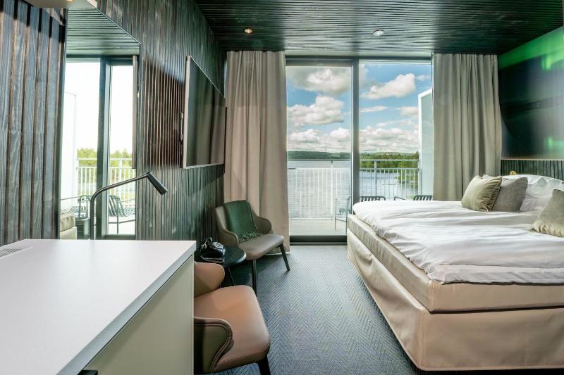 Double Room image 1