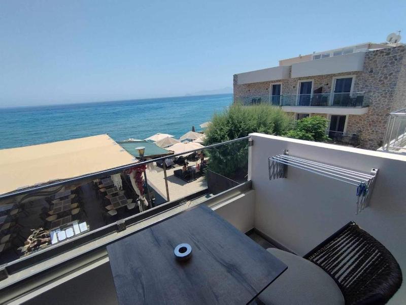 Deluxe Double Room with Balcony and Sea View - Annex image 1