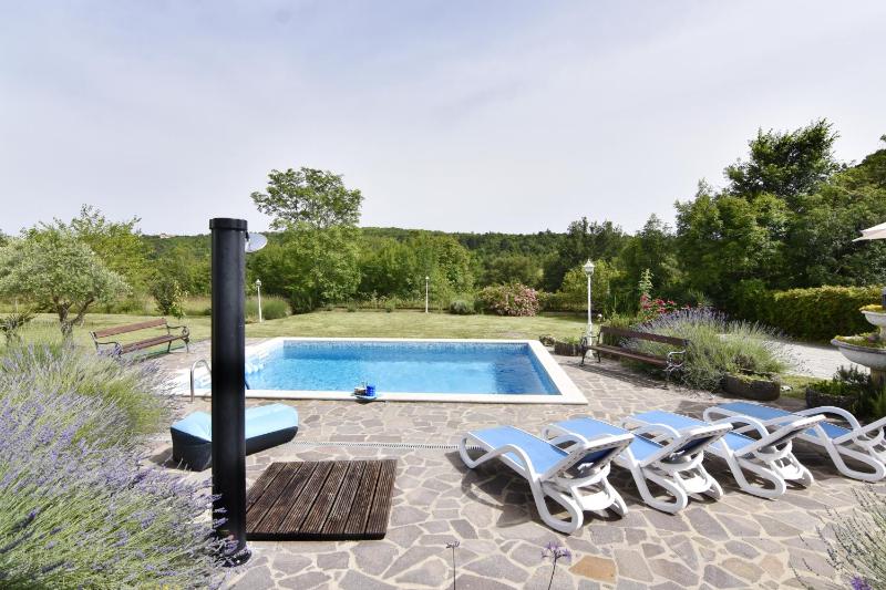Holiday Home image 3