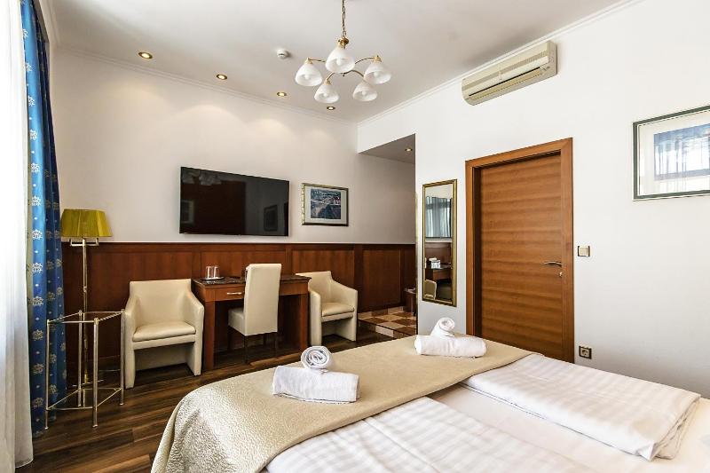 Hotel Corvinus Vienna - image 2