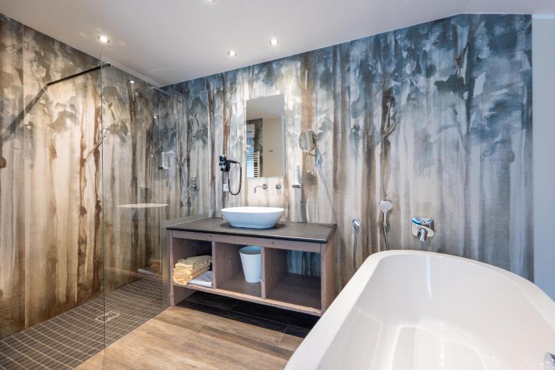 Superior Suite image 3