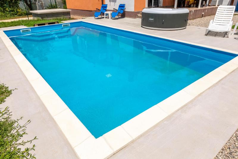 Villa Orange House - image 10