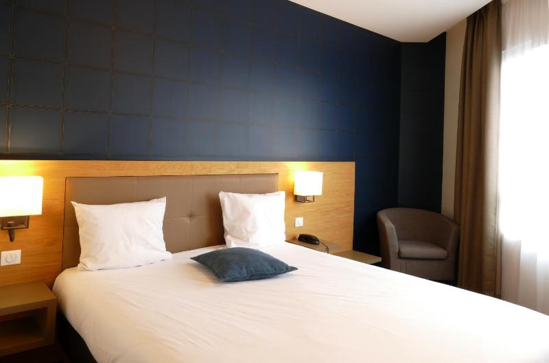 Superior Double Room image 2