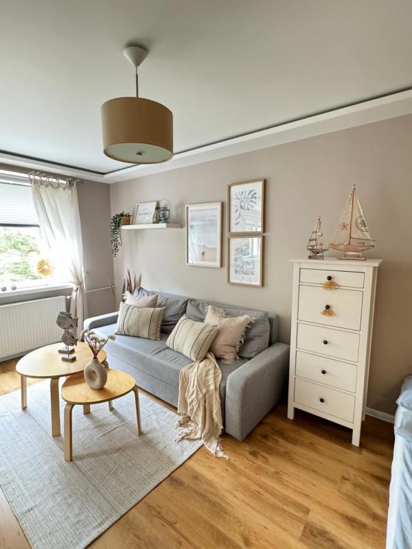 Happy House - image 13