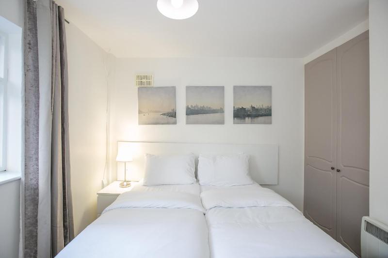 Grand Canal District Apartments - image 9