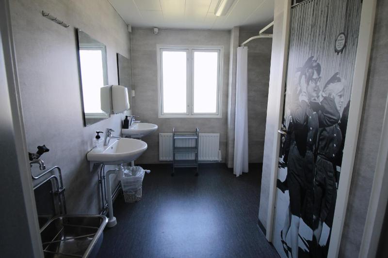 Family Room with Shared Bathroom image 3