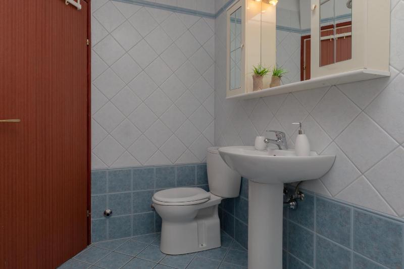 Family Apartment with Terrace and Sea View image 2