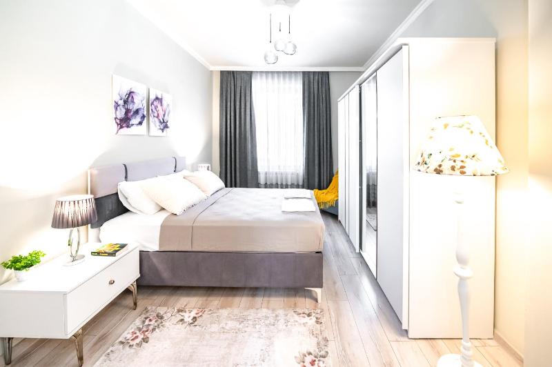 2BR Downtown Suit Next to Nevski Cathedral - AC - image 12