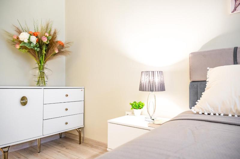 2BR Downtown Suit Next to Nevski Cathedral - AC - image 16