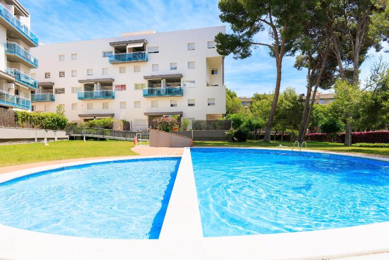 UHC GOLDEN PINEDA APARTMENTS - image 20