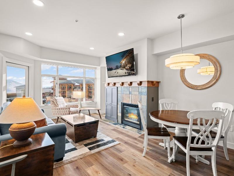 Sundial Lodge by All Seasons Resort Lodging - image 16