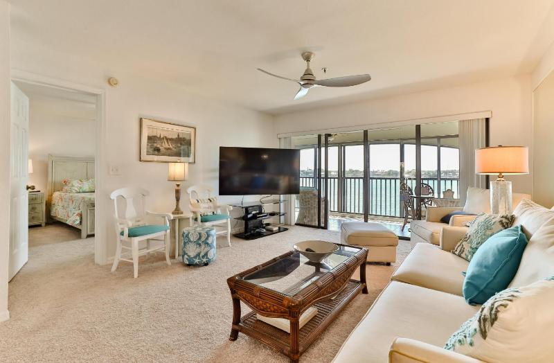 22 Riverfront Condo At Bouchelle Island - image 19