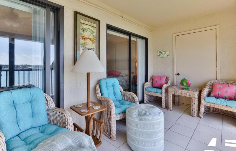 22 Riverfront Condo At Bouchelle Island - image 4