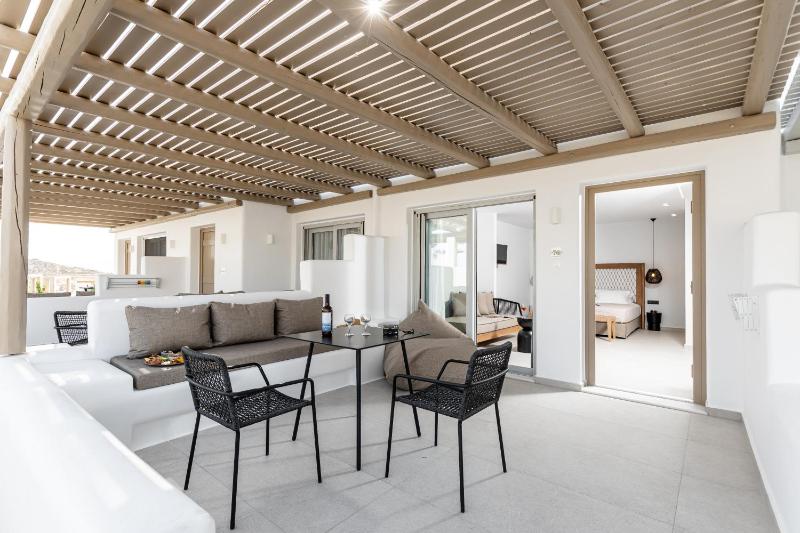 Executive Double Room with Garden View image 4