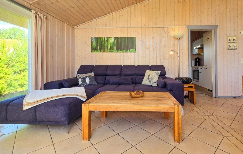 Nice Home In Rechlin With Sauna - image 11