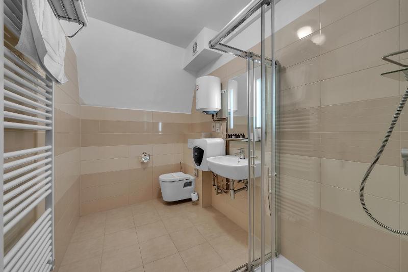 Deluxe Double Room image 2
