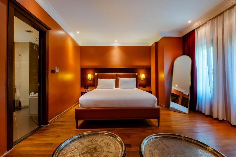 Triple Room with Garden View image 1