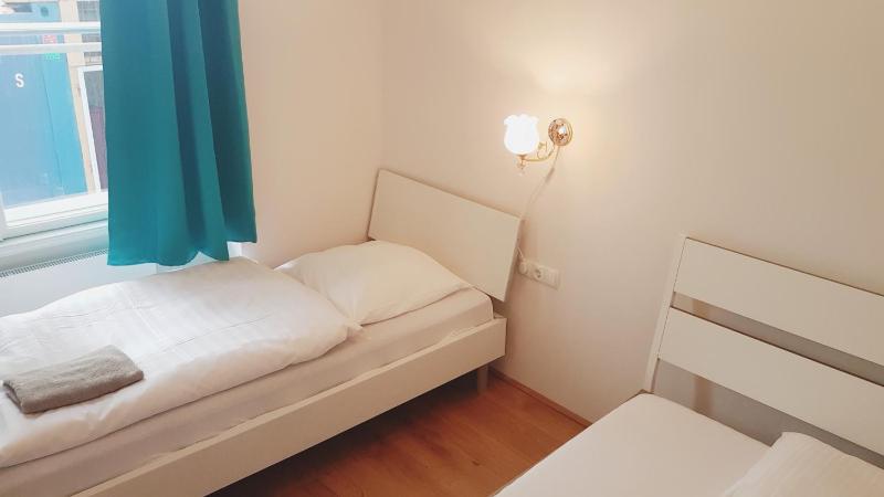 Three-Bedroom Deluxe Apartment image 4