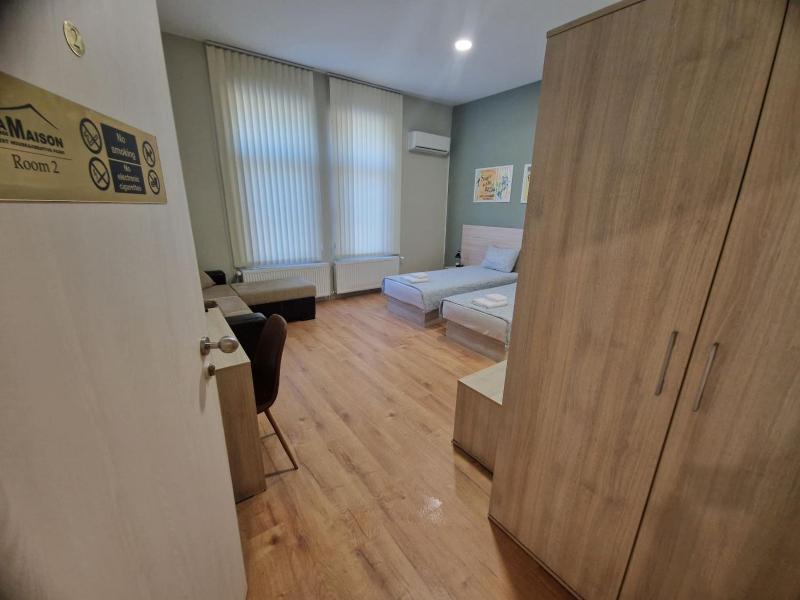 Deluxe Double Room (2 Adults + 1 Child) image 1